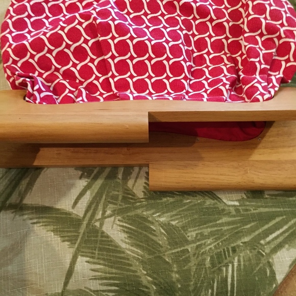 4/$20 Old Navy Red & White Clutch Wooden Handle - Picture 3 of 5